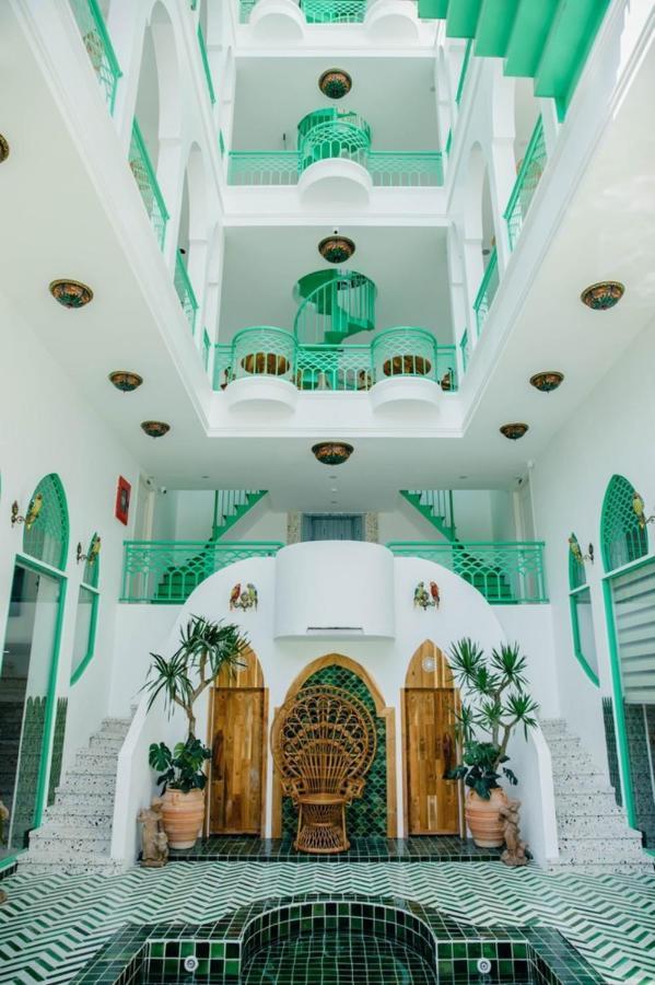Pisces Hotel Hue Zewnętrze zdjęcie
