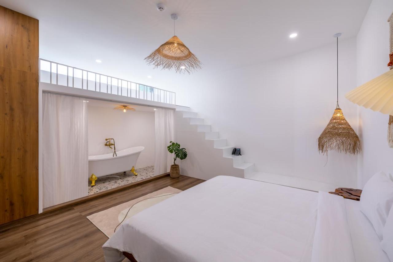 Pisces Hotel Hue Zewnętrze zdjęcie