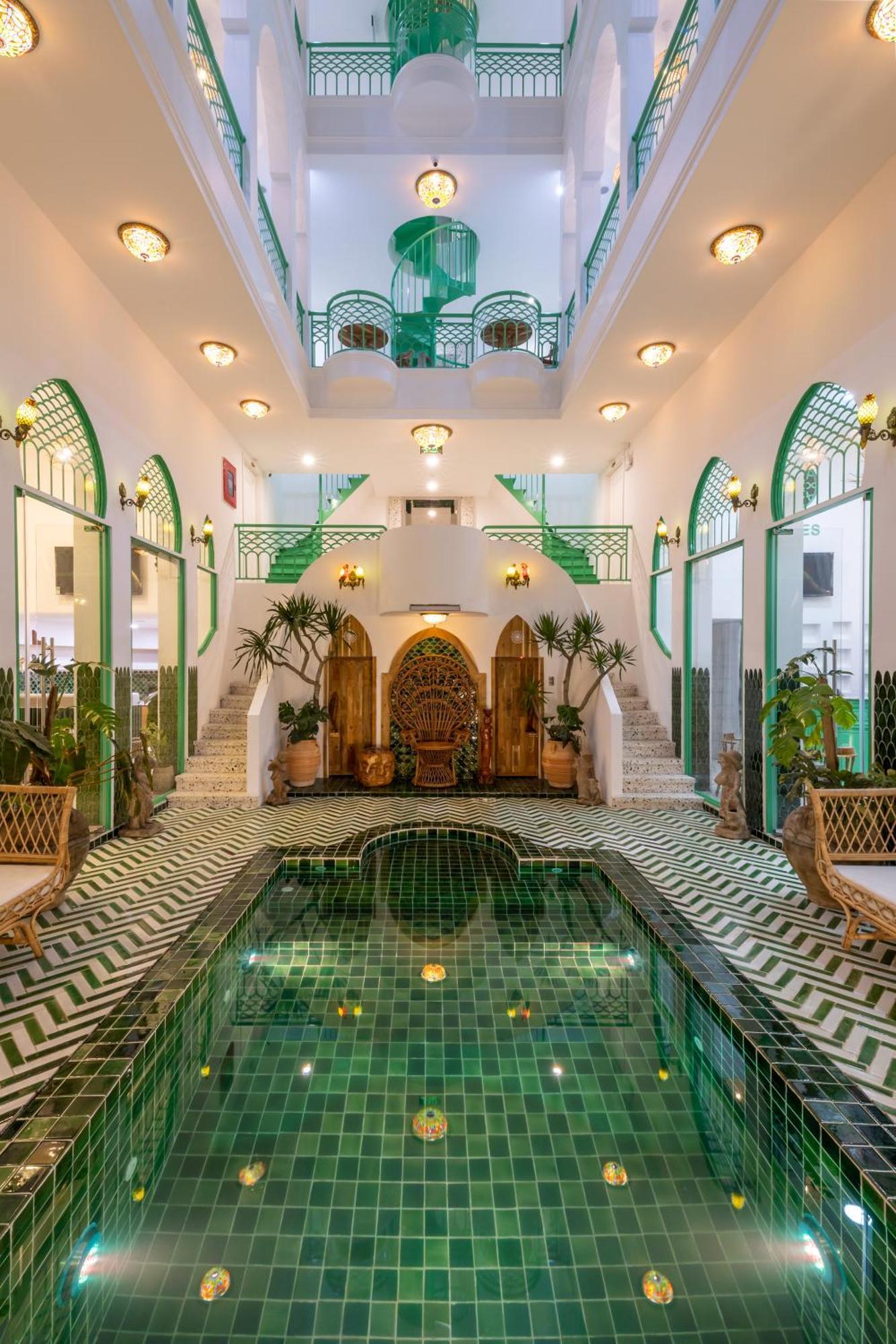 Pisces Hotel Hue Zewnętrze zdjęcie