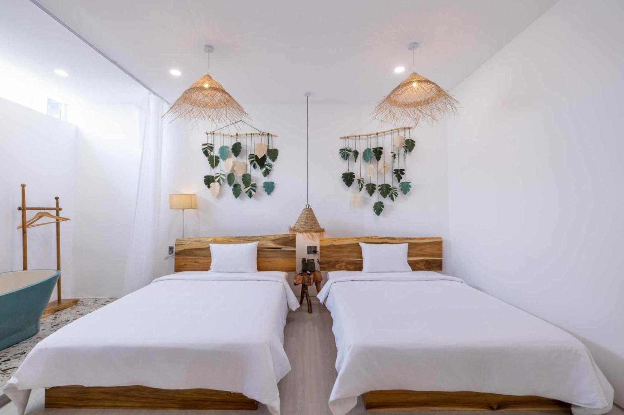 Pisces Hotel Hue Zewnętrze zdjęcie