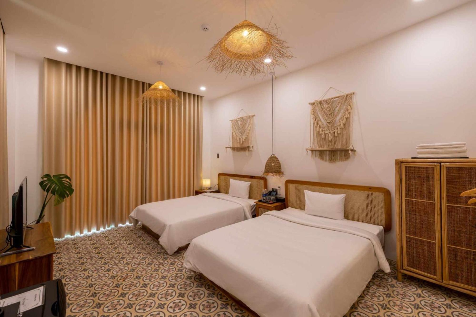 Pisces Hotel Hue Zewnętrze zdjęcie