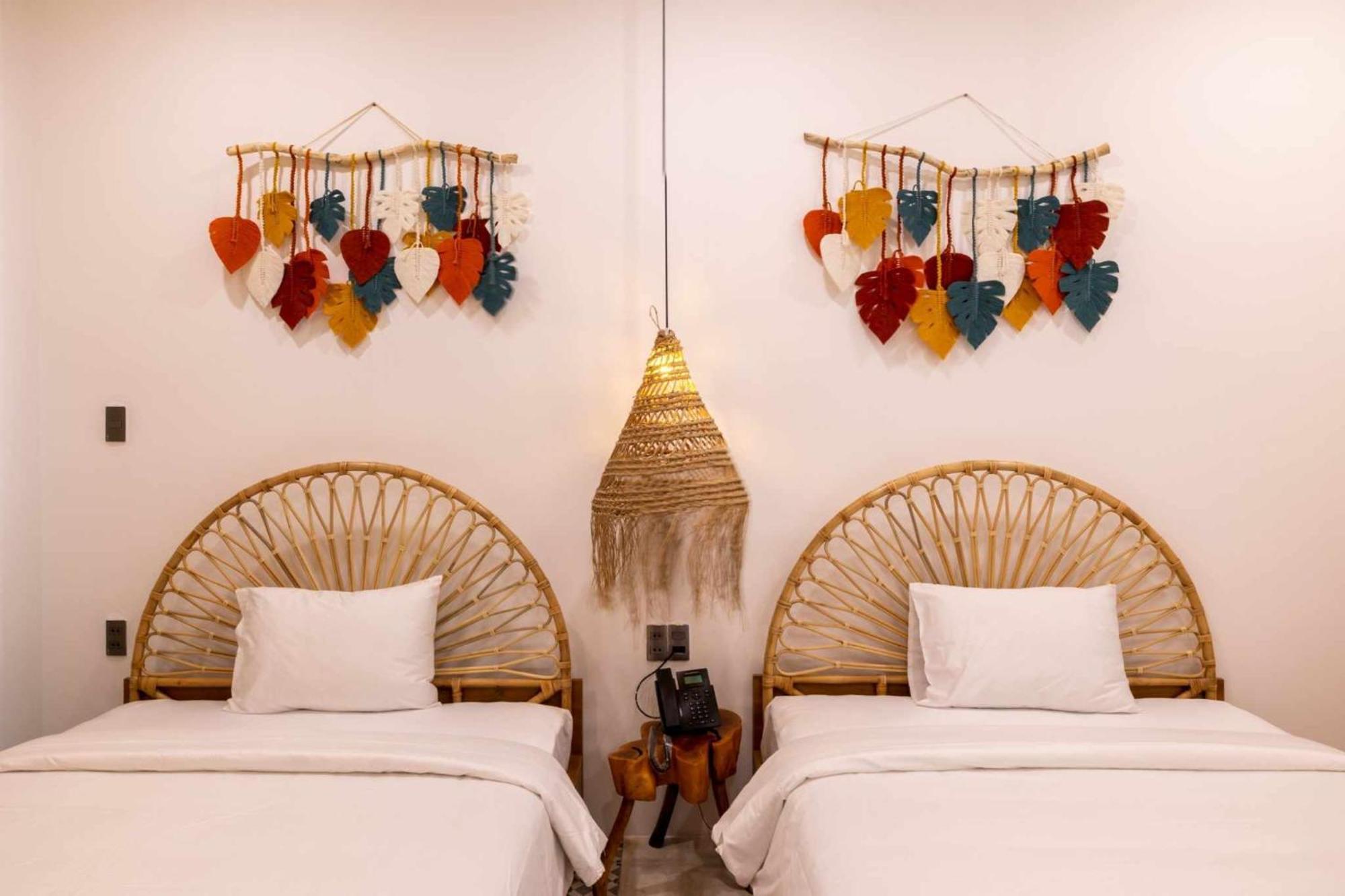 Pisces Hotel Hue Zewnętrze zdjęcie